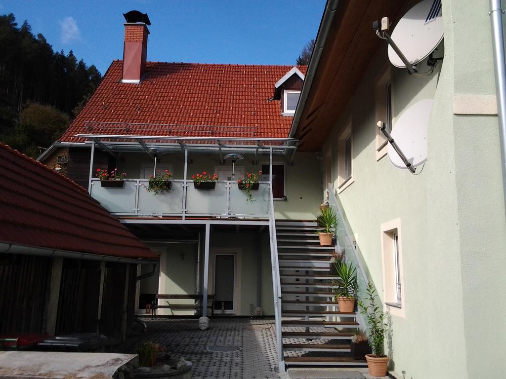 Hotel Lerchenhof à Friesach  Extérieur photo