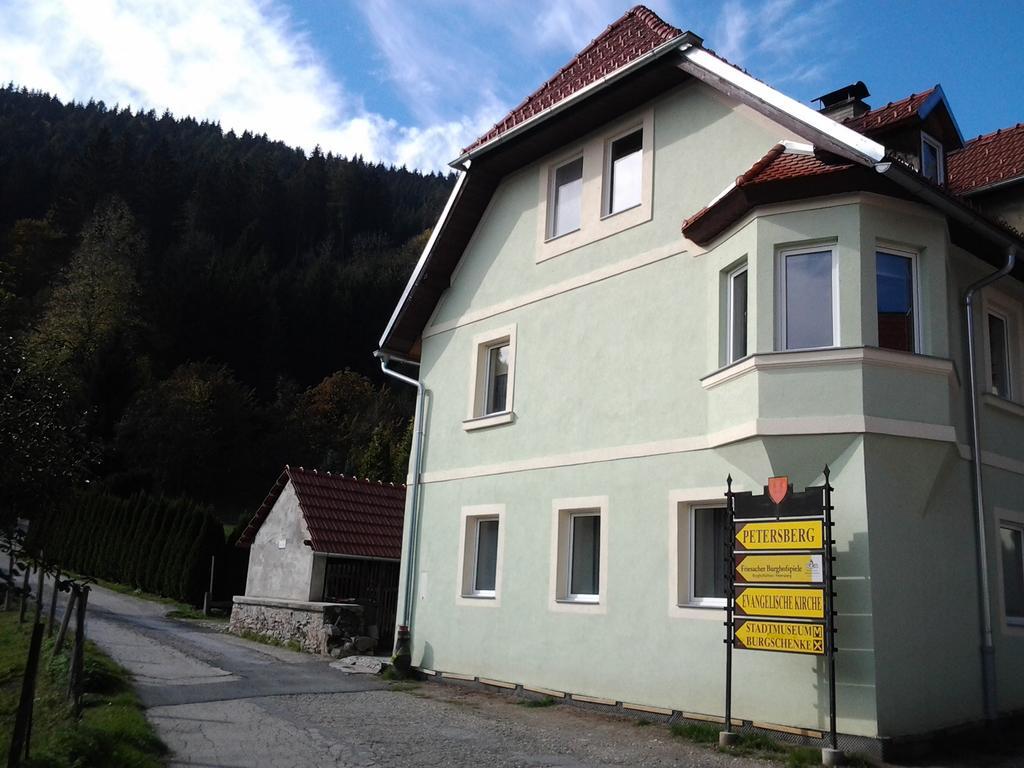 Hotel Lerchenhof à Friesach  Extérieur photo